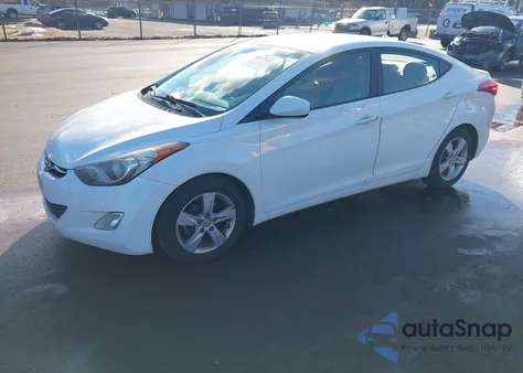 2013 Hyundai Elantra Gls z USA, uszkodzony, nr VIN 5NPDH4AE8DH325080
